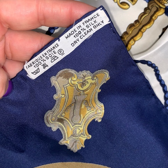 HERMES Silk Keys Les Cles Scarf 90 - Picture 7 of 10